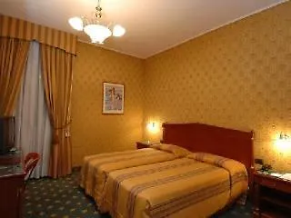 Grand Hotel Plaza Milan 4*,